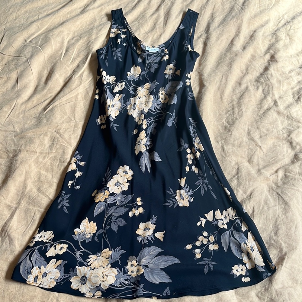 Black & Beige Vintage Floral Dress Sz S
